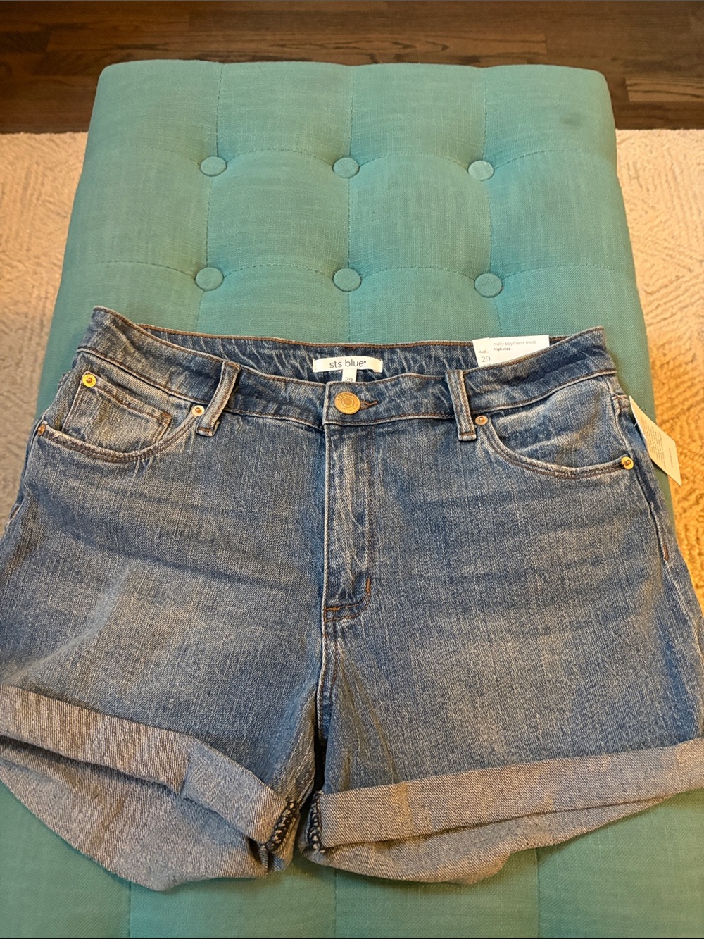 STS Blue Medium Wash Denim Rolled Hem Shorts size 29-new!